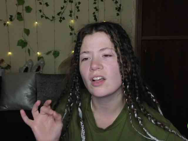 Aliciafolow009 webcam