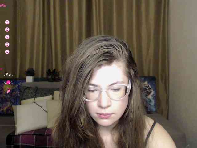 Aliciafolow009 webcam