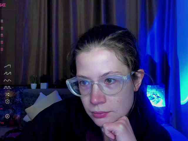 Aliciafolow009 webcam