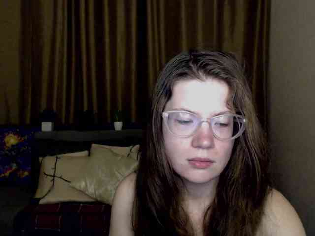 Aliciafolow009 webcam