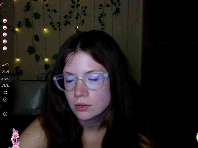 Aliciafolow009 webcam