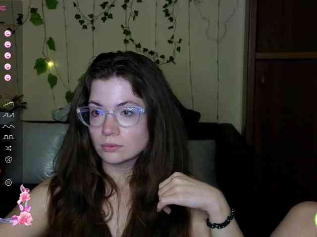 Aliciafolow009 webcam