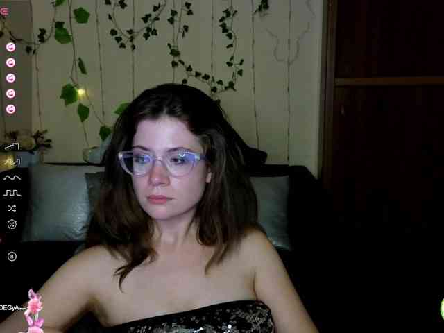 Aliciafolow009 webcam