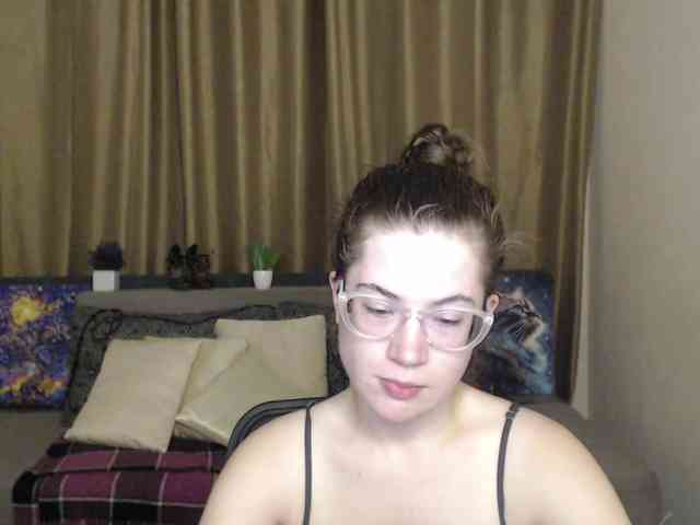 Aliciafolow009 webcam