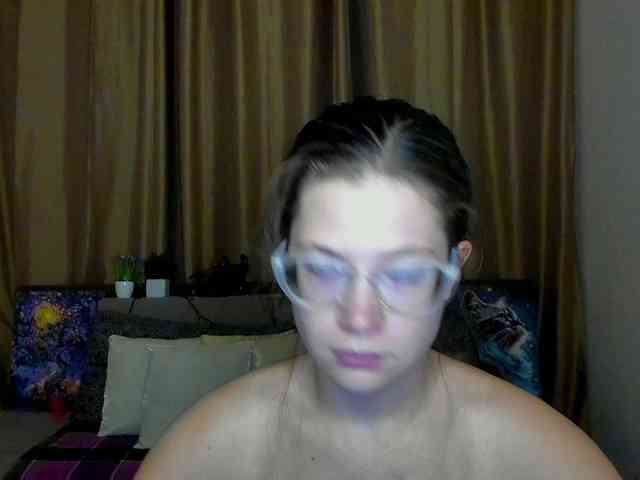 Aliciafolow009 webcam