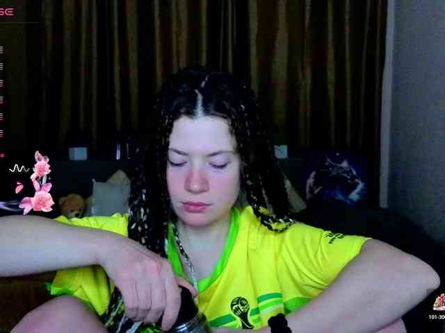 Aliciafolow009 webcam