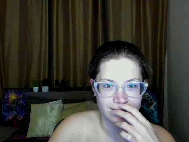 Aliciafolow009 webcam