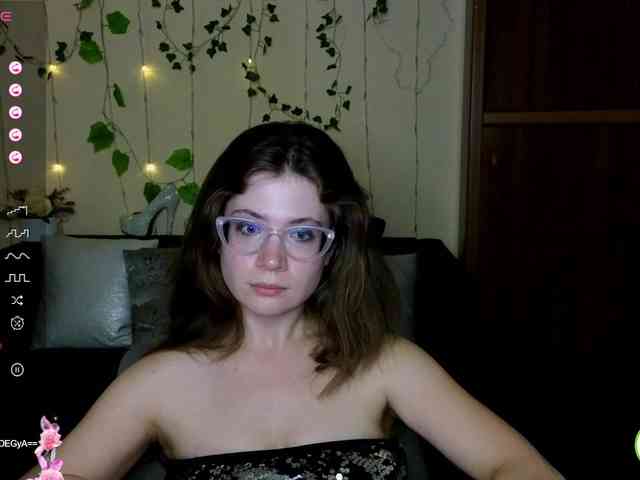 Aliciafolow009 webcam