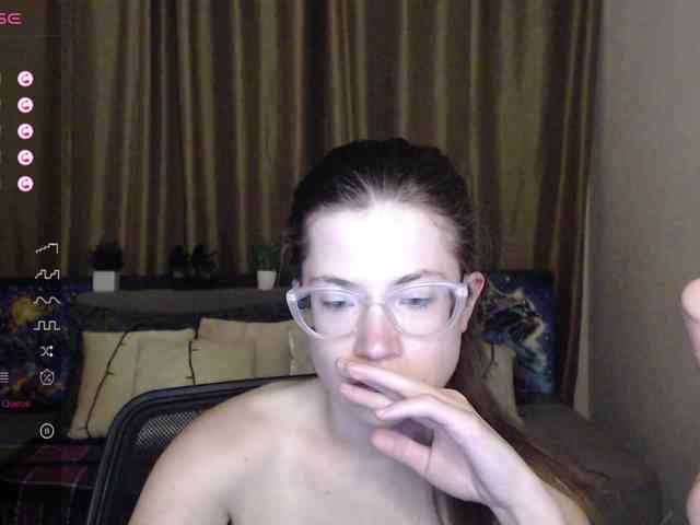Aliciafolow009 webcam