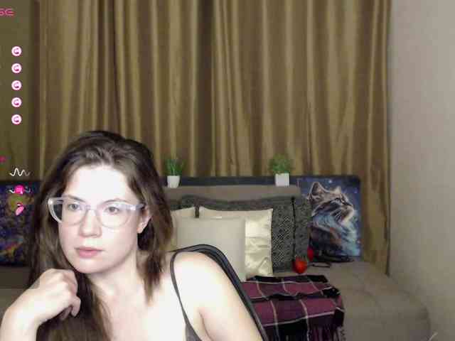 Aliciafolow009 webcam