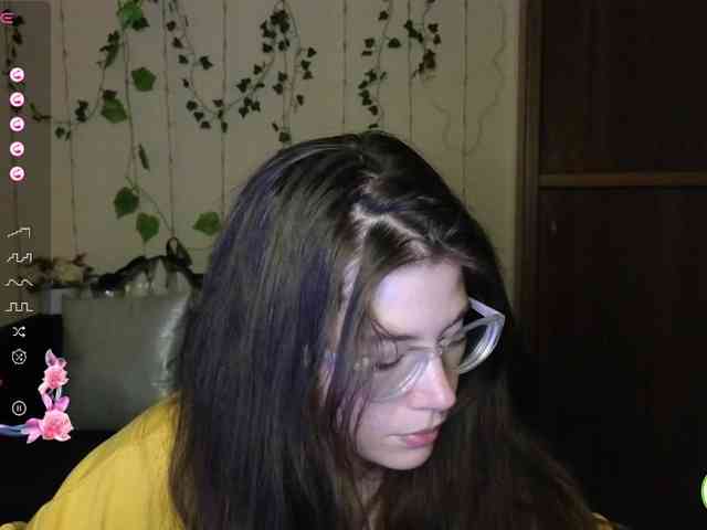 Aliciafolow009 webcam