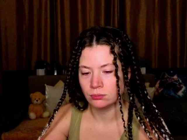 Aliciafolow009 webcam