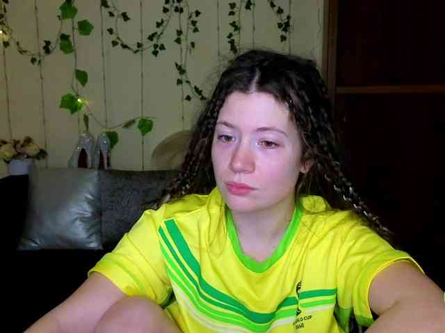 Aliciafolow009 Live Webcam on BongaCams