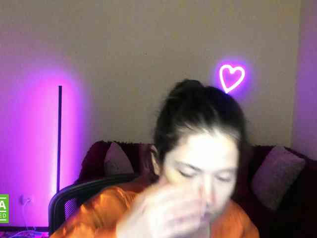 Aliciafolow009 webcam