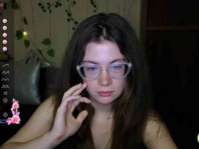 Aliciafolow009 webcam