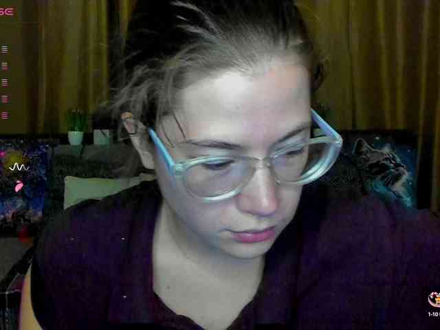 Aliciafolow009 webcam