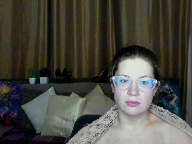 Aliciafolow009 webcam