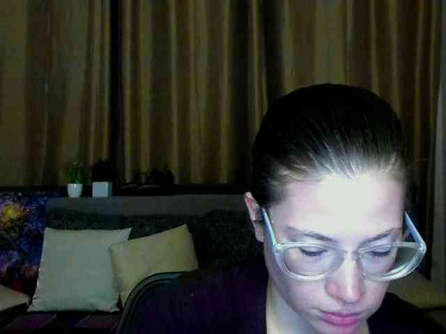 Aliciafolow009 webcam