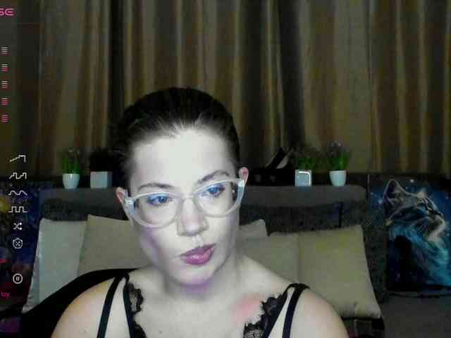Aliciafolow009 webcam