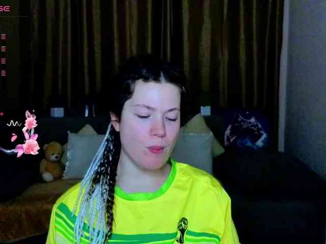 Aliciafolow009 webcam