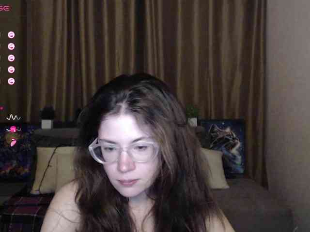 Aliciafolow009 webcam