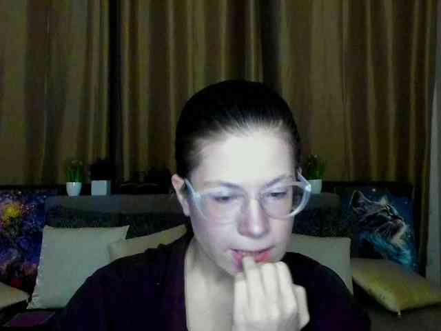 Aliciafolow009 webcam