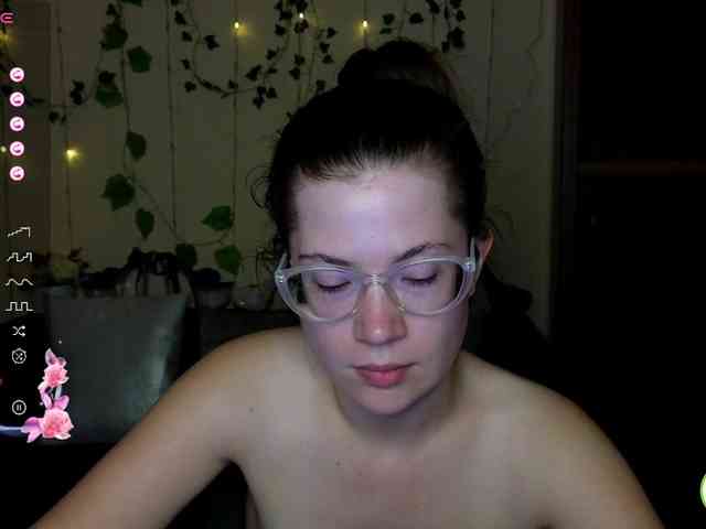 Aliciafolow009 webcam
