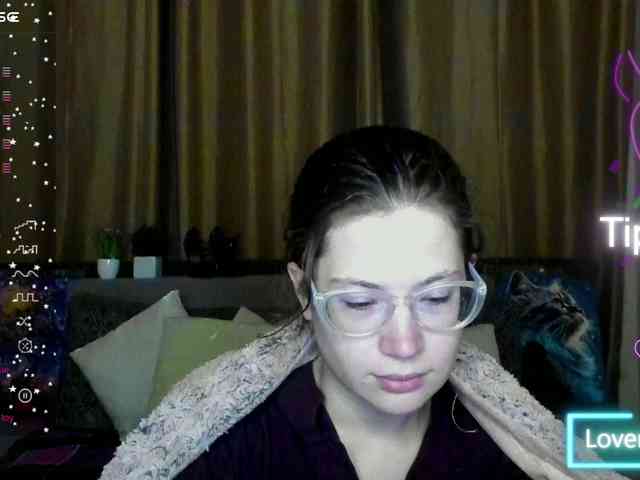 Aliciafolow009 webcam
