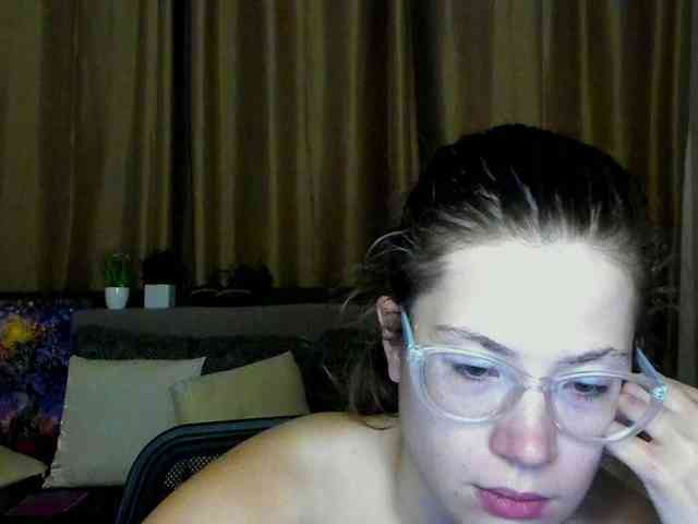 Aliciafolow009 webcam