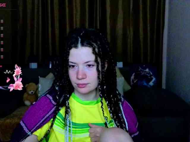 Aliciafolow009 webcam