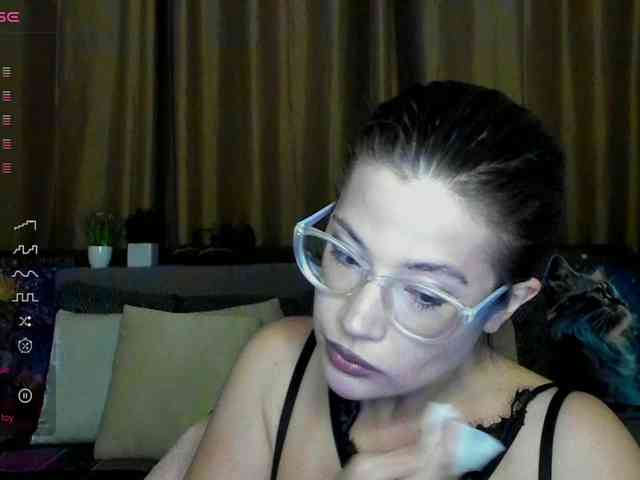 Aliciafolow009 webcam
