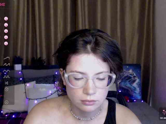 Aliciafolow009 webcam