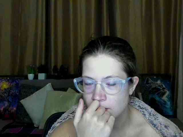 Aliciafolow009 webcam