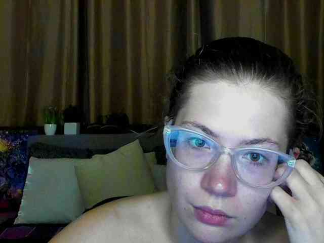 Aliciafolow009 webcam