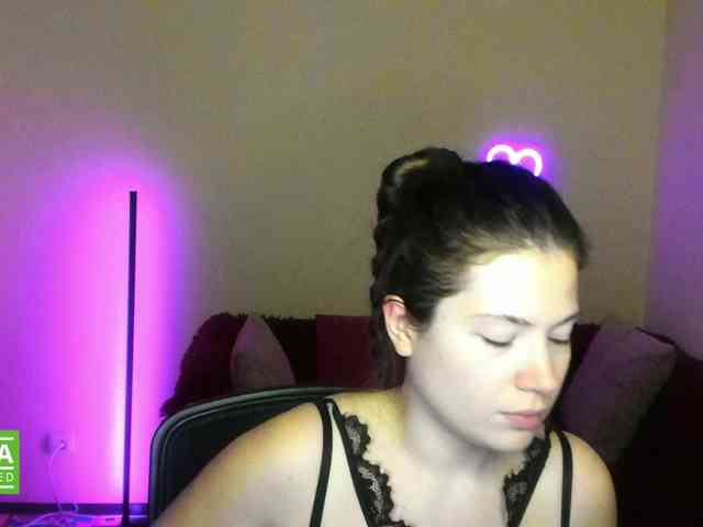 Aliciafolow009 webcam