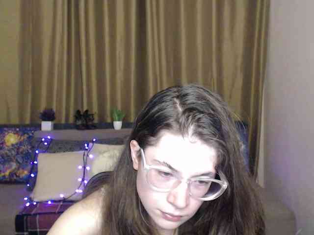 Aliciafolow009 webcam