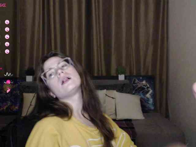 Aliciafolow009 webcam