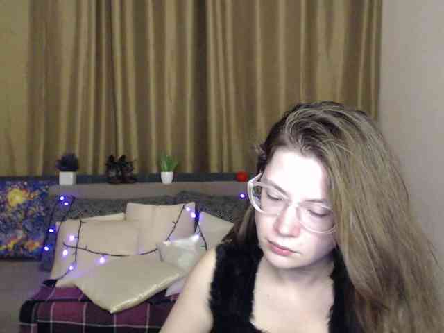 Aliciafolow009 webcam
