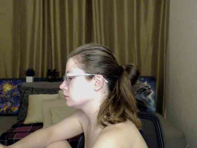Aliciafolow009 webcam
