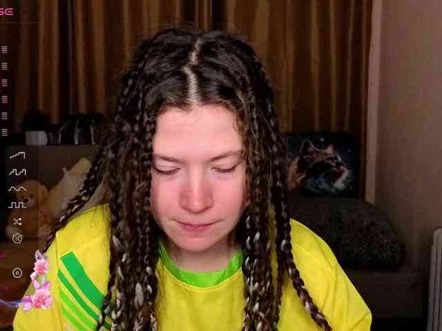 Aliciafolow009 webcam