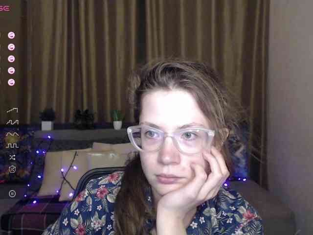 Aliciafolow009 webcam
