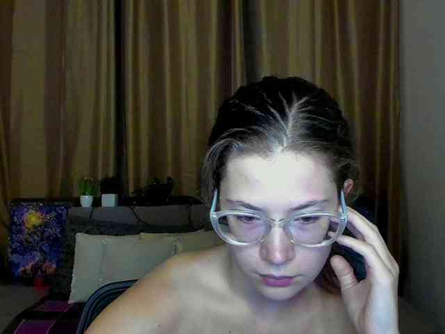 Aliciafolow009 webcam