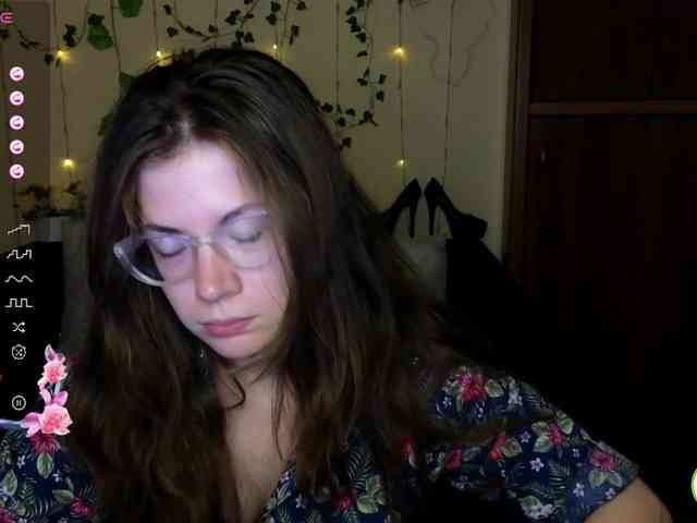 Aliciafolow009 webcam