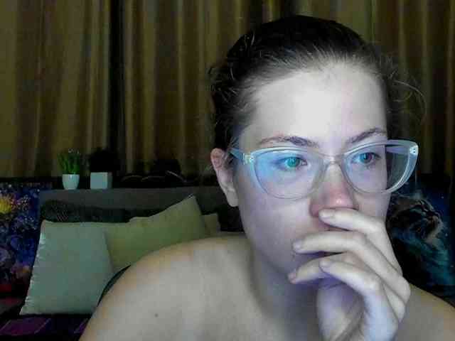 Aliciafolow009 webcam