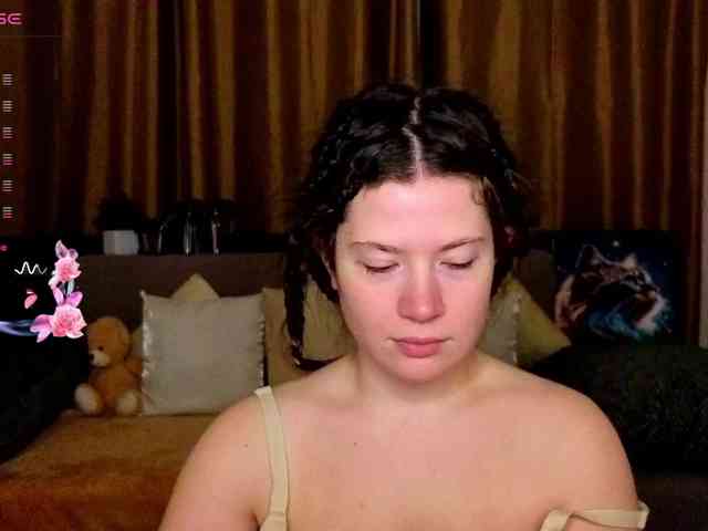 Aliciafolow009 webcam