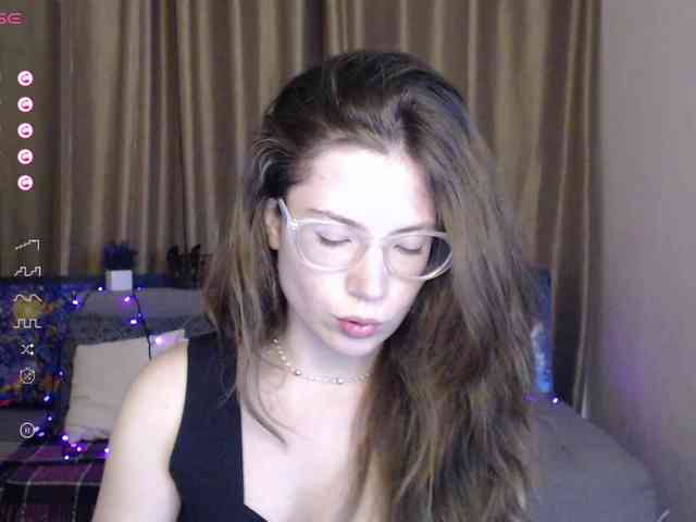 Aliciafolow009 webcam