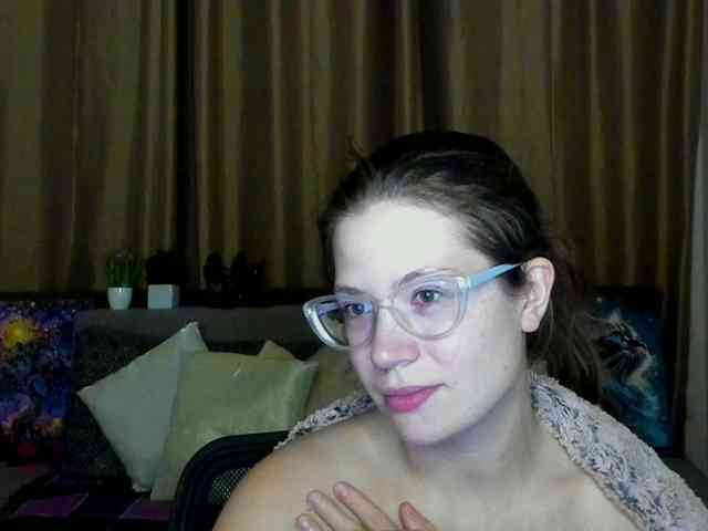 Aliciafolow009 webcam