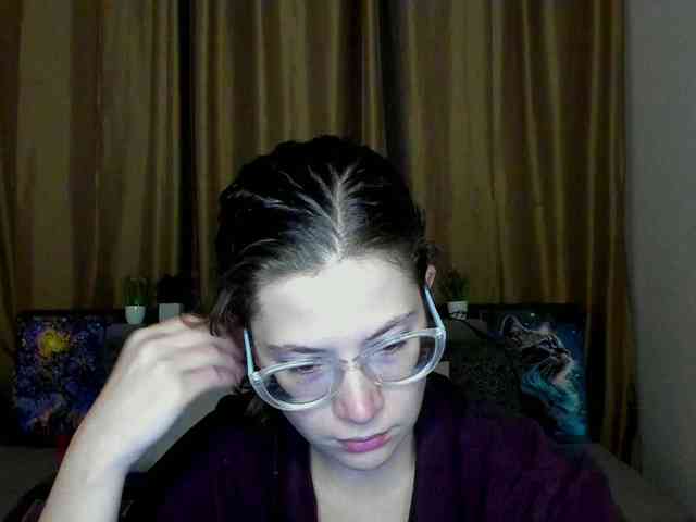 Aliciafolow009 webcam