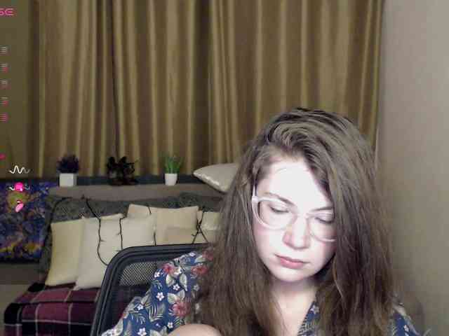Aliciafolow009 webcam