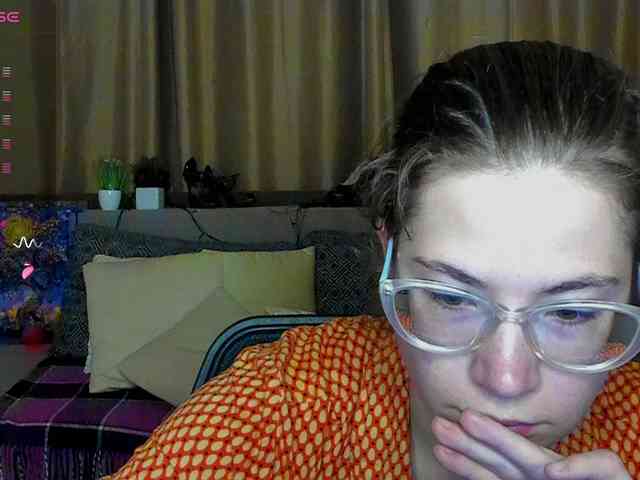 Aliciafolow009 webcam